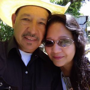 Meet your Posher, Gloria